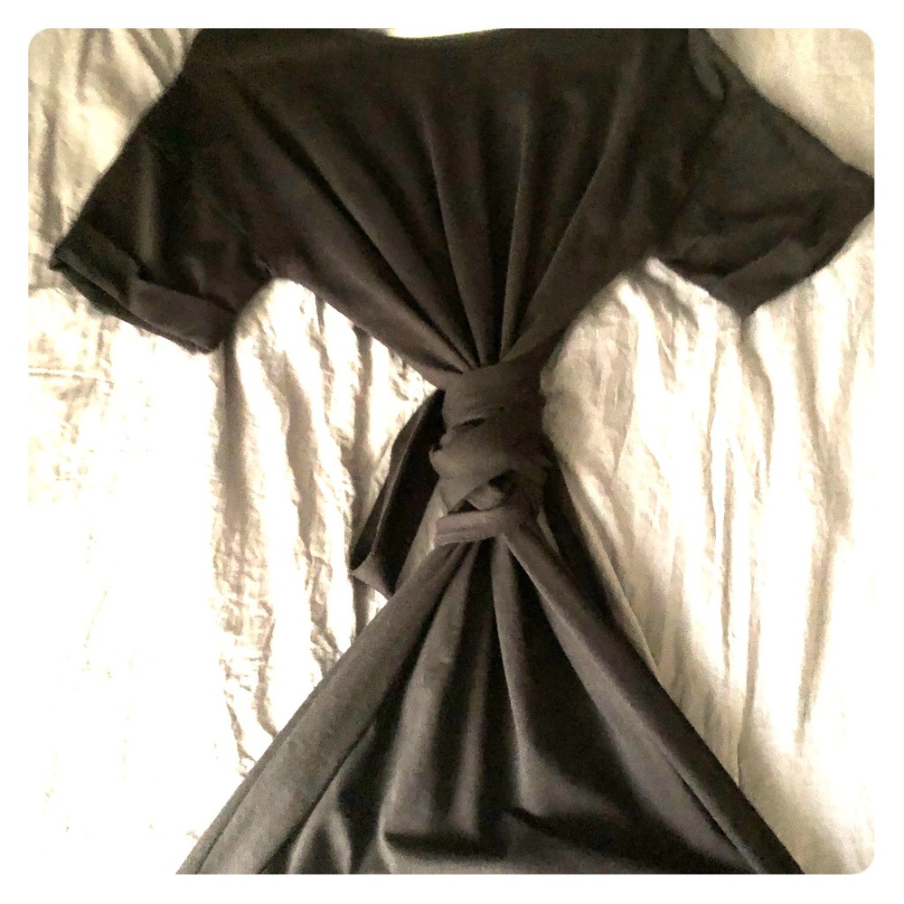 Black simple dress with open back